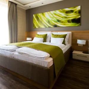 vizitați hotelul