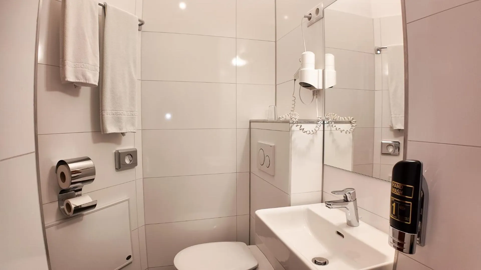 Hpa Hotel Andreas Vienna 3*,  Austria