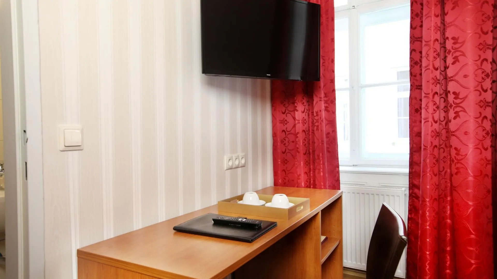 ***  Hpa Hotel Andreas Vienna Austria