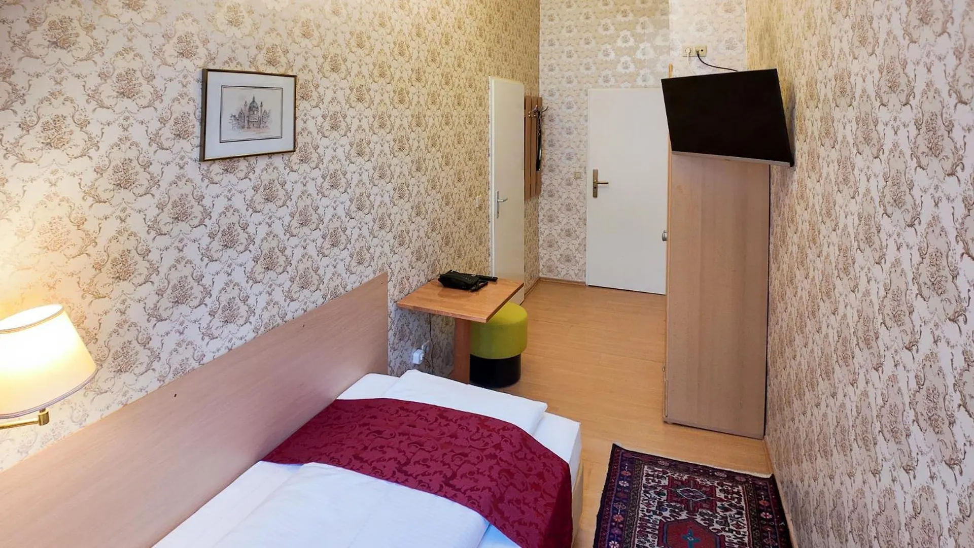 Hpa Hotel Andreas Vienna 3*,