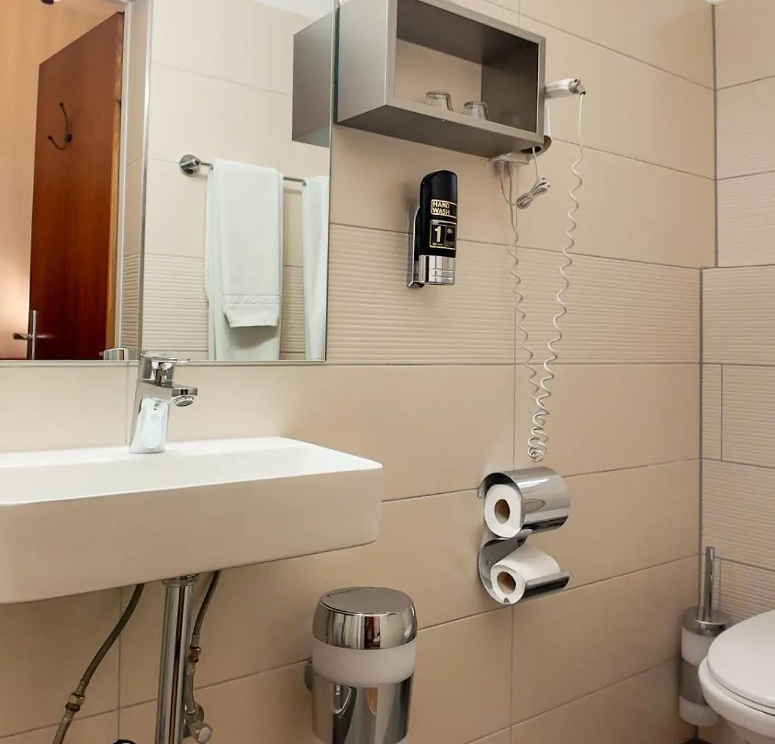 Hpa Hotel Andreas Vienna 3*,  Austria